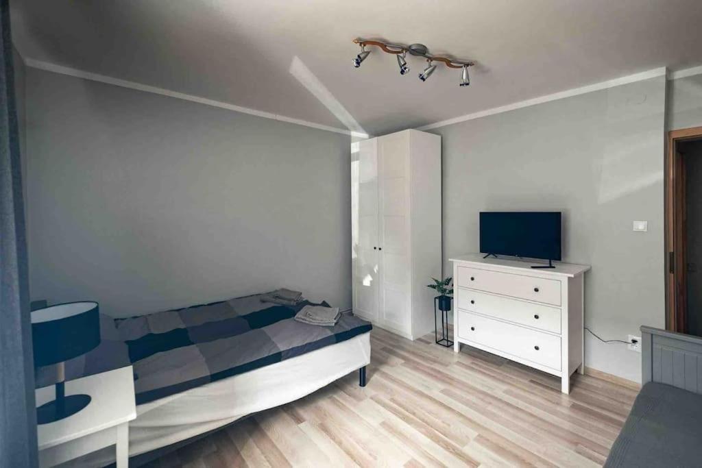 דוז'ניקי ז'דרוז' Apartament Quattro, Duszniki-Zdroj מראה חיצוני תמונה